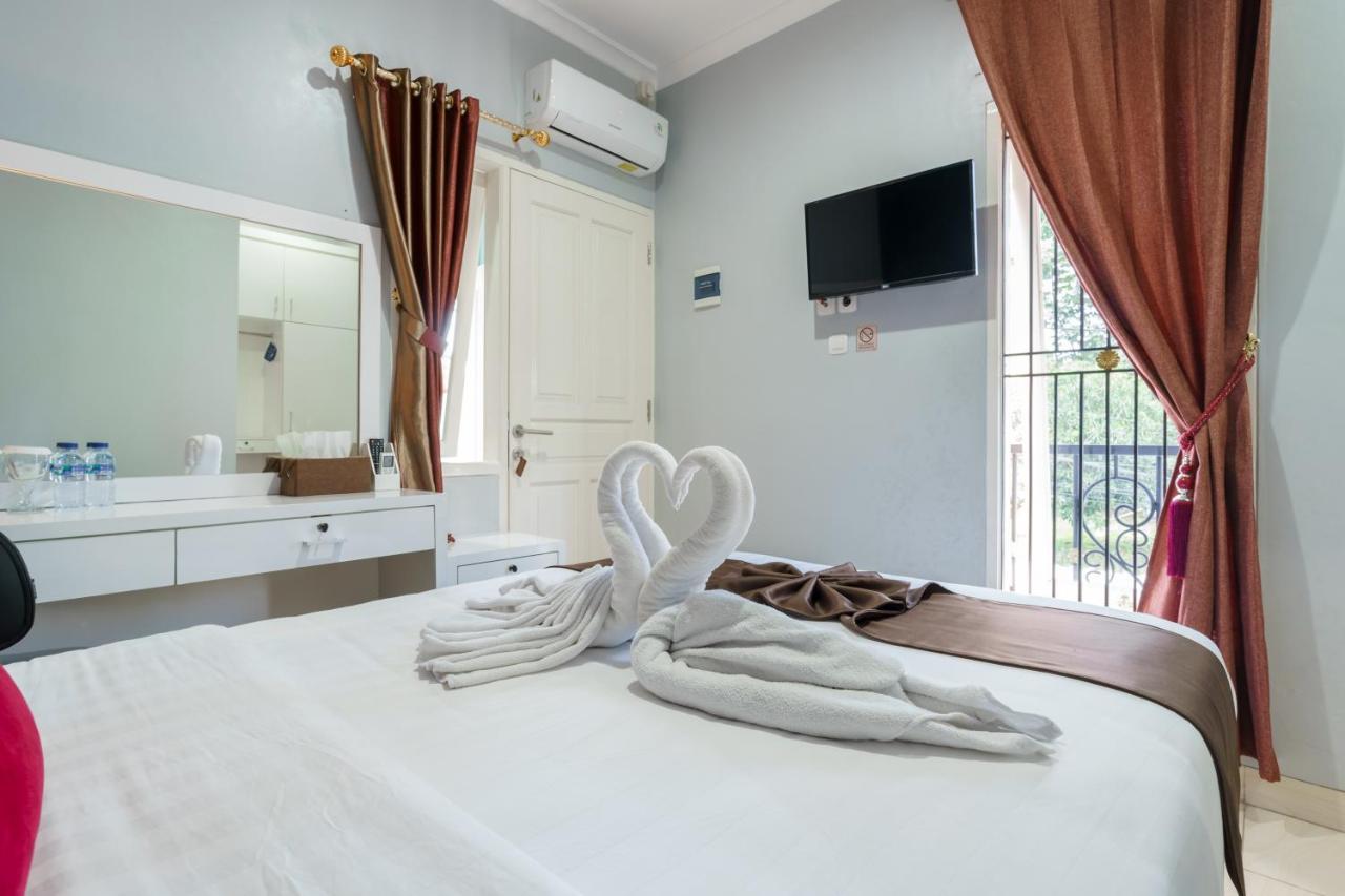 Fast Hous Syariah Bogor Mitra Reddoorz Hotel Exterior photo